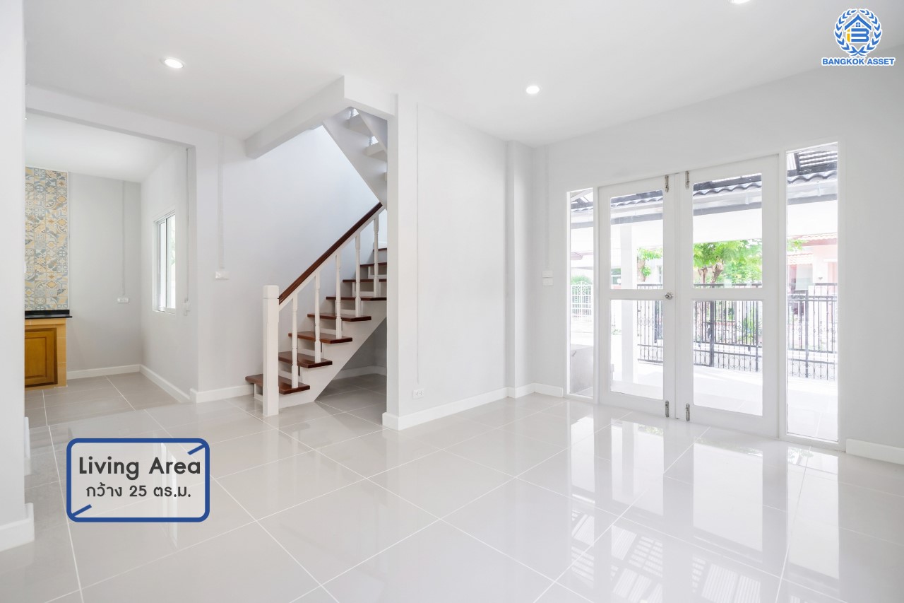 บ้านมือสองตกแต่งใหม่ ม.ปาริชาต ปิ่นเกล้า-พุทธมณฑลสาย4 แบรนด์ LH เนื้อที่ 51.2 ตร.ว. ฟังก์ชันครบ 3 ห้องนอน 2 ห้องน้ำ 1 ห้องอเนกประสงค์ 1 ที่จอดรถ บนทำเลศักยภาพ เชื่อมสู่ทางคู่ขนานลอยฟ้าบรมราชชนนี ใกล้ ม.มหิดล เซ็นทรัลศาลายา และรายล้อมด้วยสิ่งอำนวยความสะดวกครบครัน...